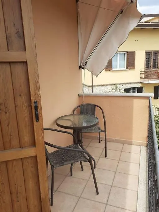 פרוג'ה Camera Privata In Villa Con Ingresso Indipendente E Grande Giardino בית הארחה