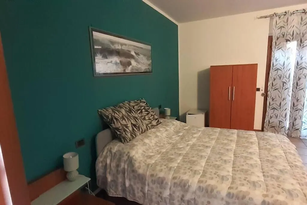 Camera Privata In Villa Con Ingresso Indipendente E Grande Giardino Perugia Italy