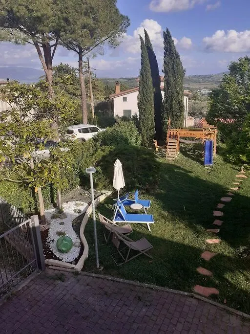 Guest house Camera Privata In Villa Con Ingresso Indipendente E Grande Giardino Perugia Italy